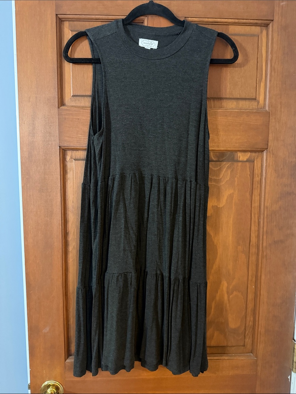 Mud Pie Black Sleeveless Tiered Midi Dress
